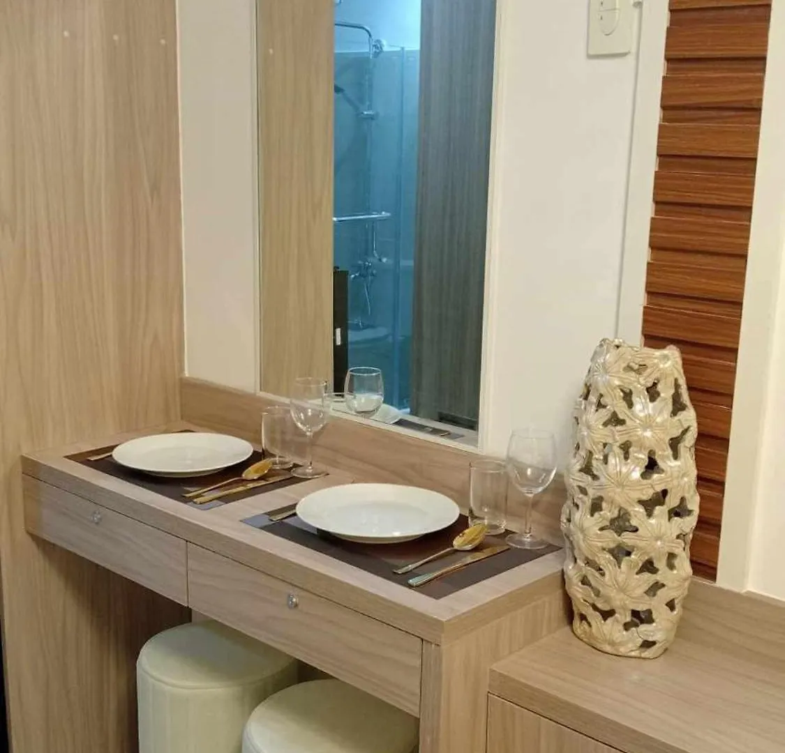Mendoza-Santos Residences Manila Aparthotel